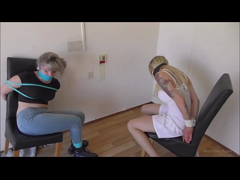 ❤️ Sõltuvuses / seotud ja suukorvistatud / neiu hädas ❤❌ Porno at us